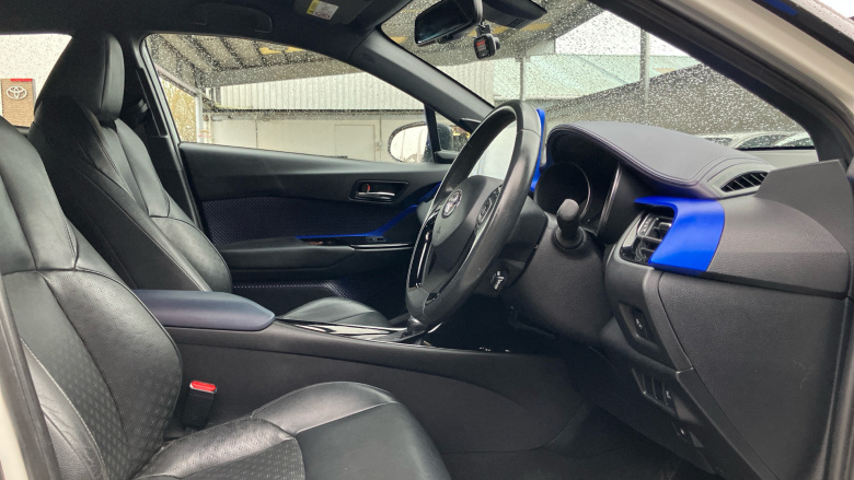 Toyota C-HR 1.2T Dynamic 5dr CVT Petrol Hatchback